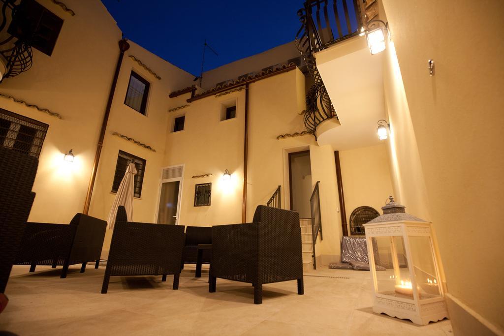 Italiana Resort Maniace Syrakusa Exteriör bild