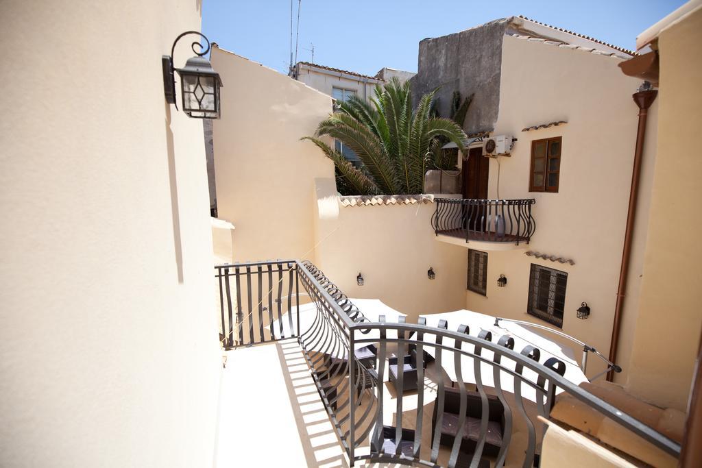 Italiana Resort Maniace Syrakusa Exteriör bild