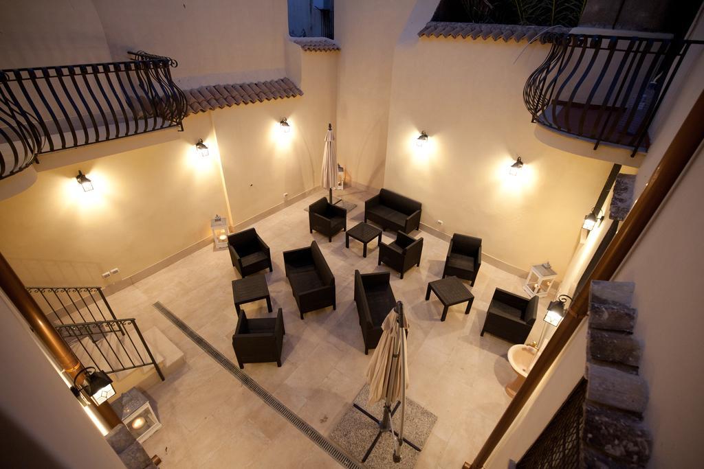 Italiana Resort Maniace Syrakusa Exteriör bild